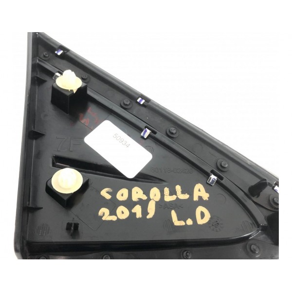 Moldura Retrovisor Direito Corolla Altis 2020 21 22 2023