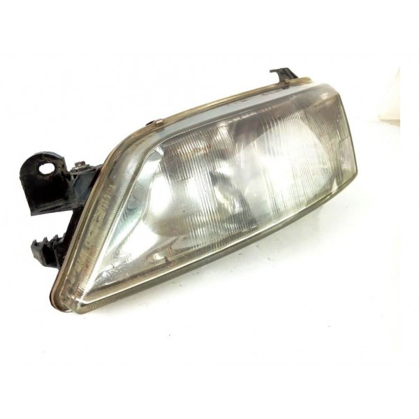 Farol Esquerdo Gm Vectra 96/97 C/detalhe (13965)